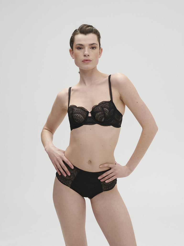 Karma Sheer Demi - Black