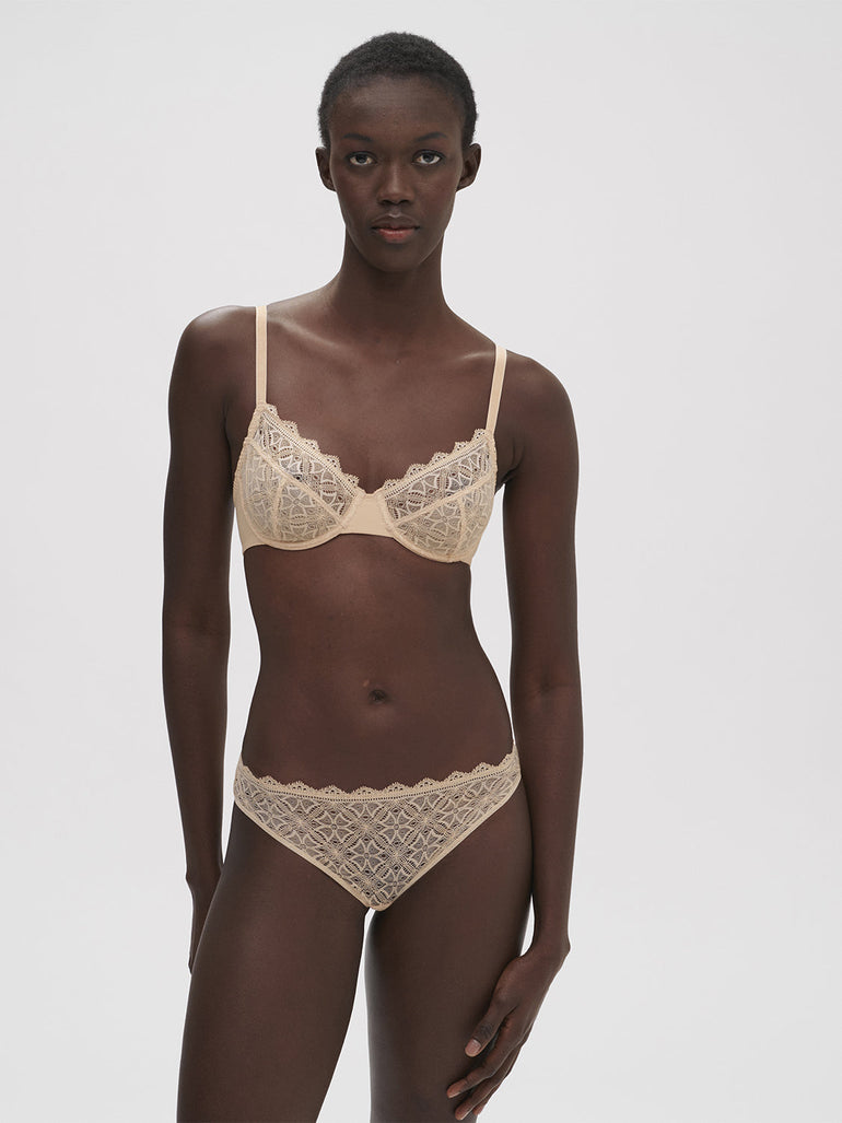 Moulded underwired bra - Vanilla