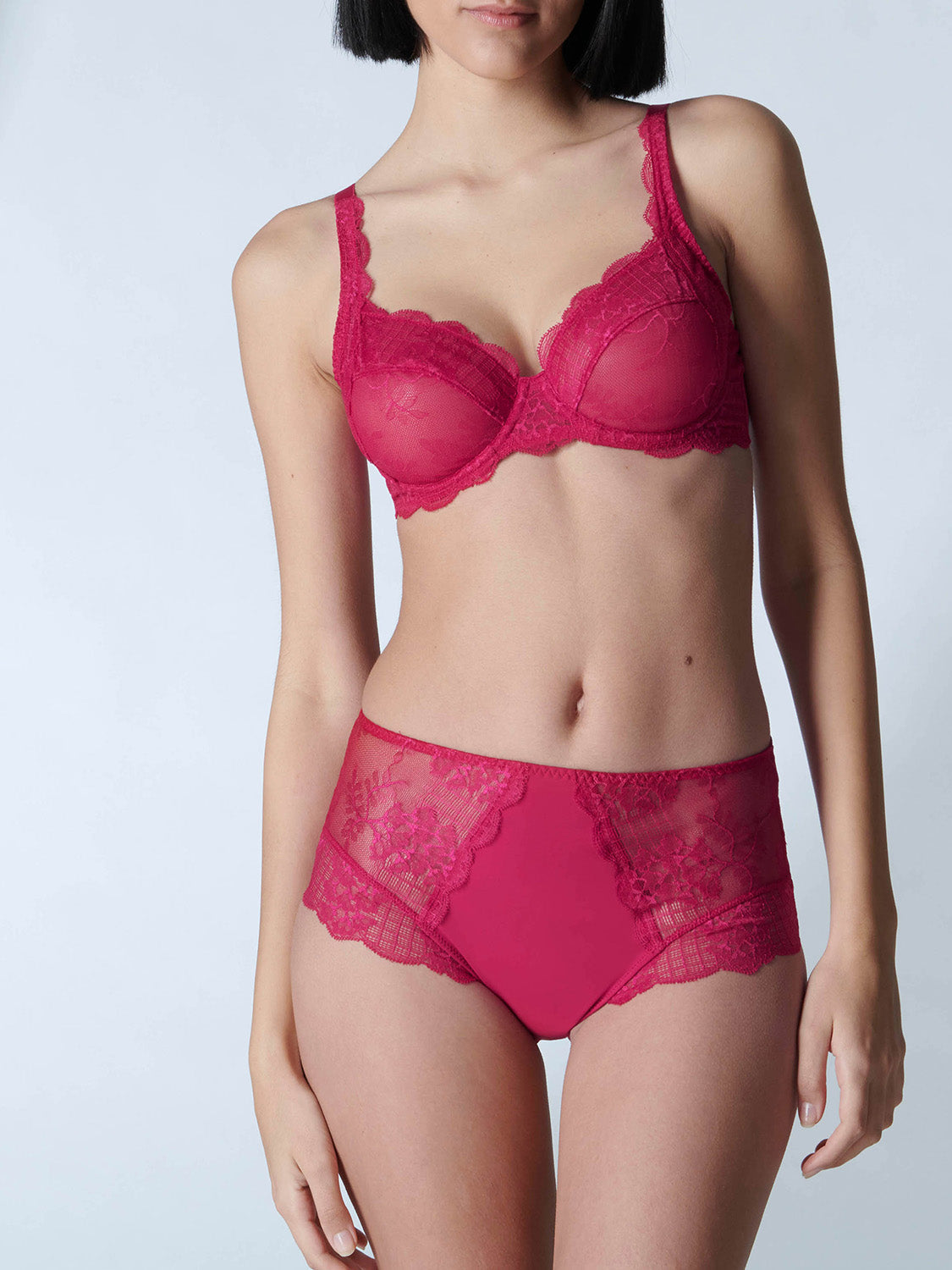 Reve Full Cup - Cranberry