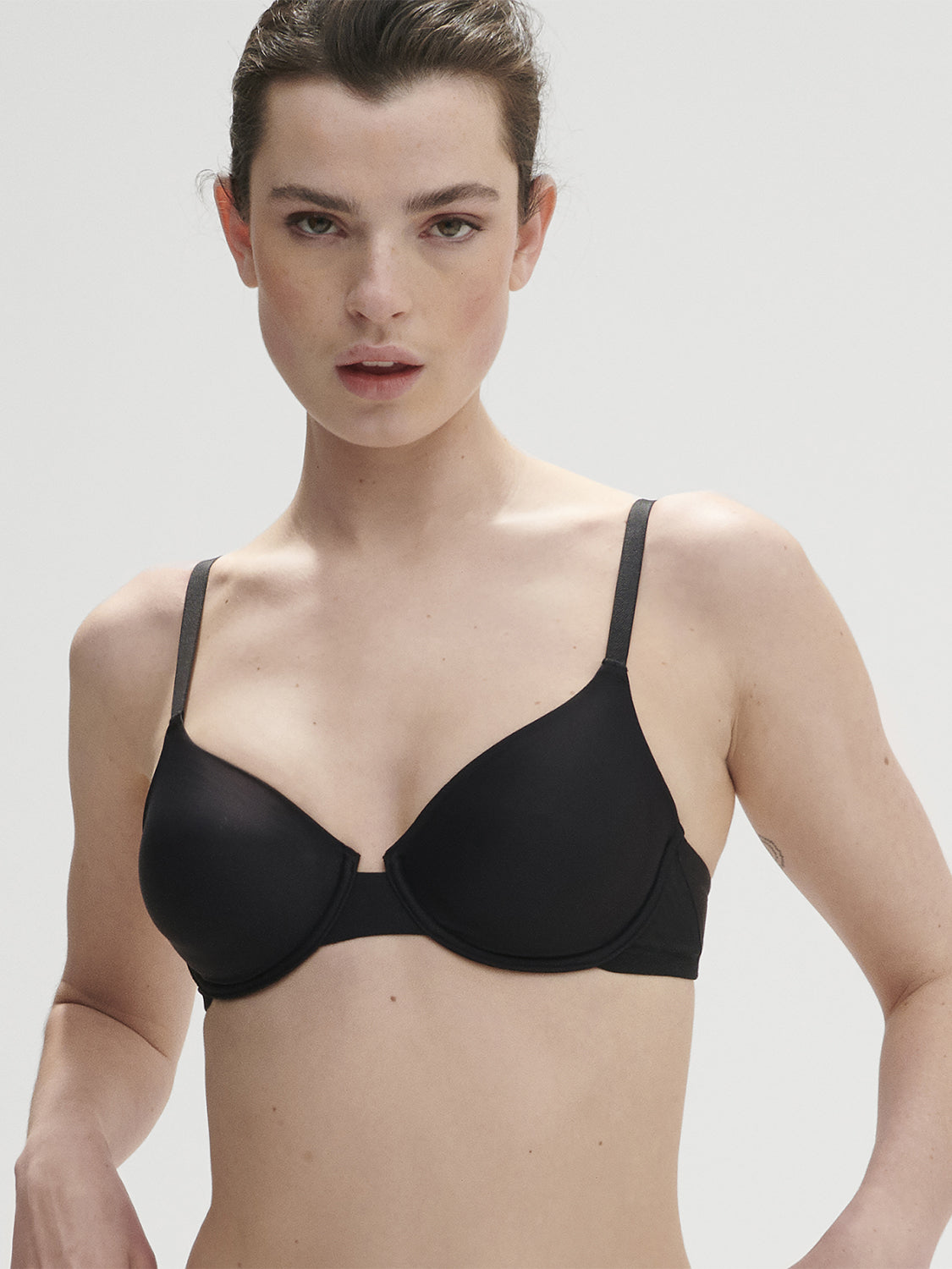 Essentiel Multiposition Unlined - Black