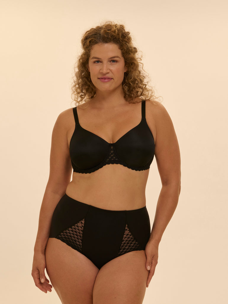 Moulded rigid underwired bra - Black