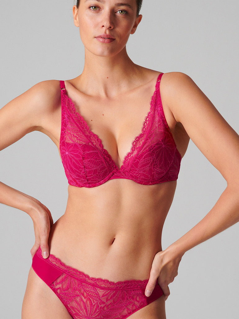 Exotica Triangle Contour - Raspberry
