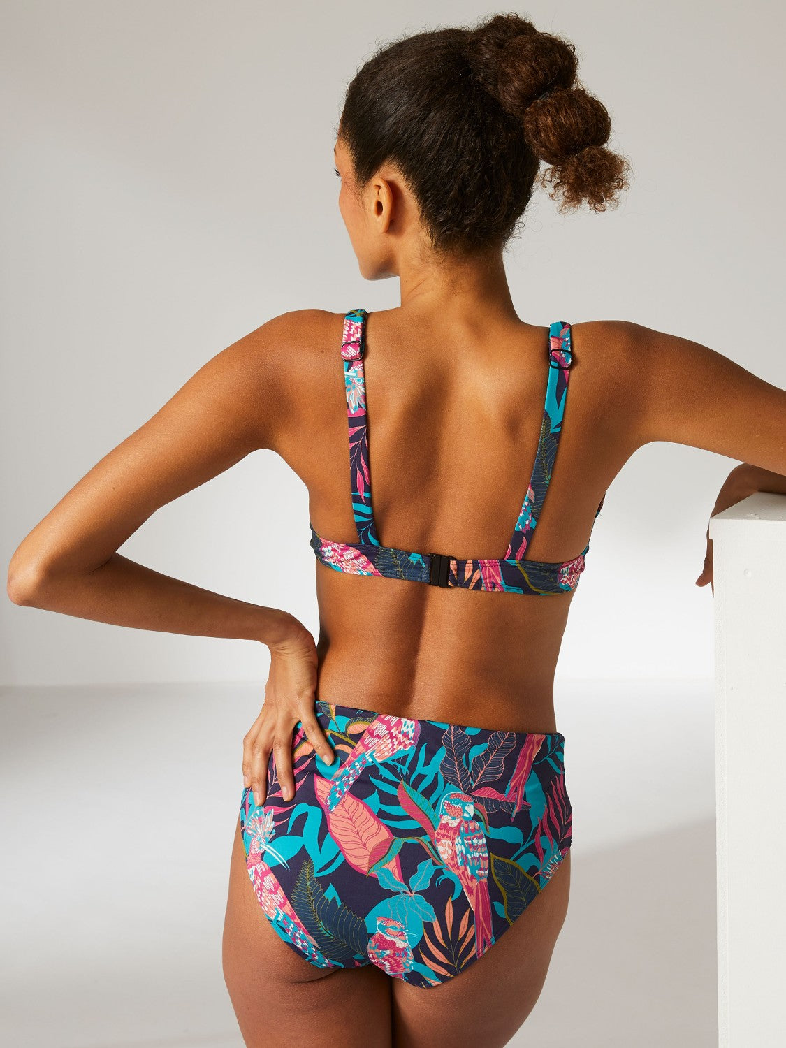 Underwire Plunge - Cosmos Blue