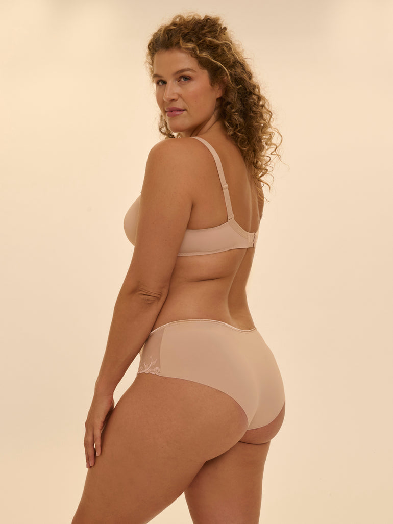 Rigid moulded bra - Peau rosée