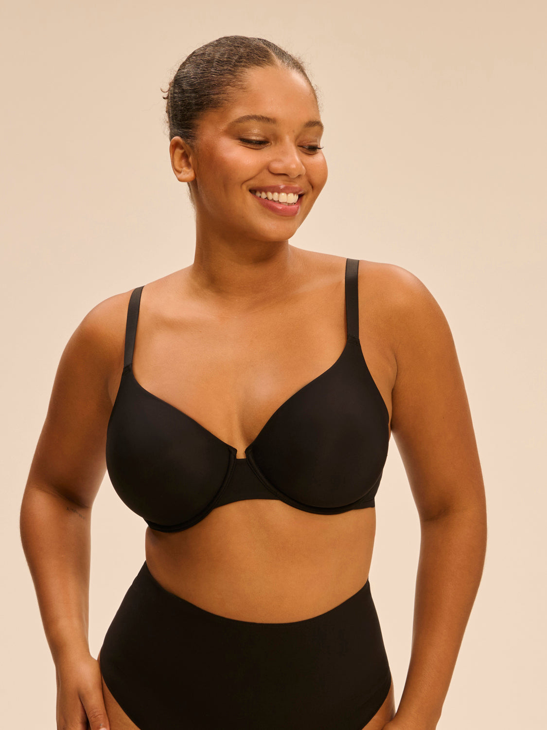 Seamless moulded multi-position bra - Black